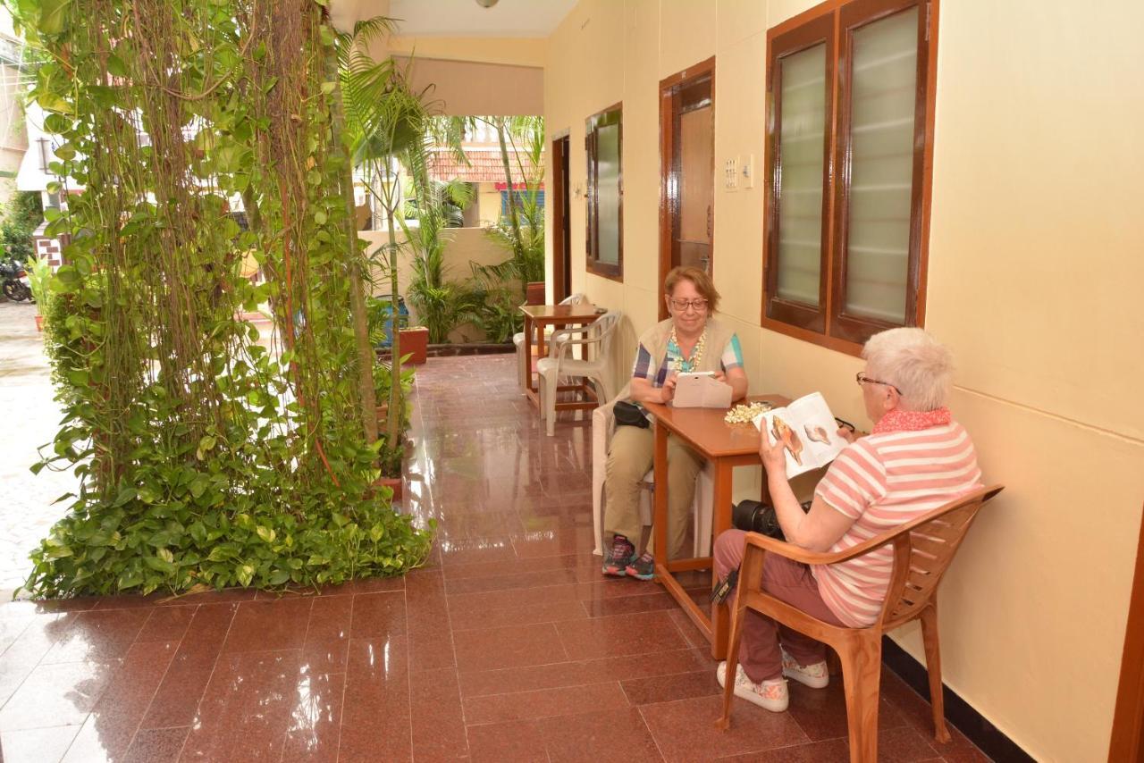 Siva Guest House Махабалипурам Номер фото